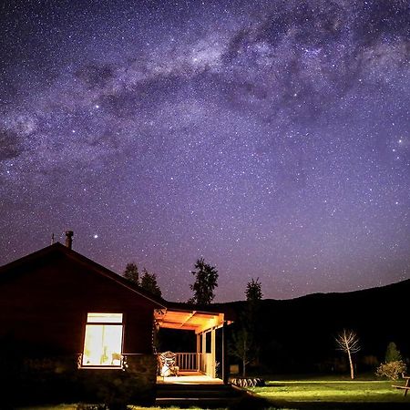 Kepler Oaks Chalet Te Anau Buitenkant foto