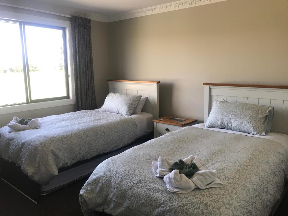 Kepler Oaks Chalet Te Anau Buitenkant foto